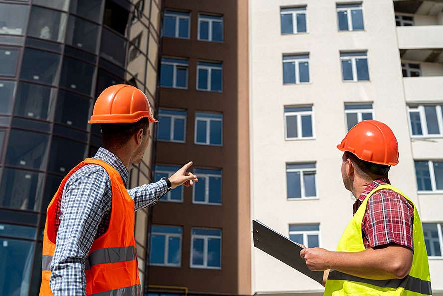 Pre-Purchase Building Inspections: Hire a Professional or DIY